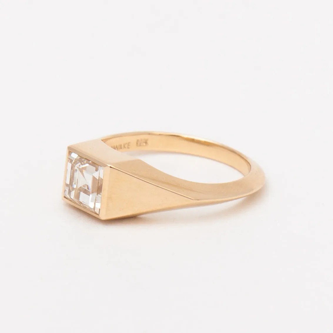 1.31 ct Carré-cut Diamond Solo Signet Ring