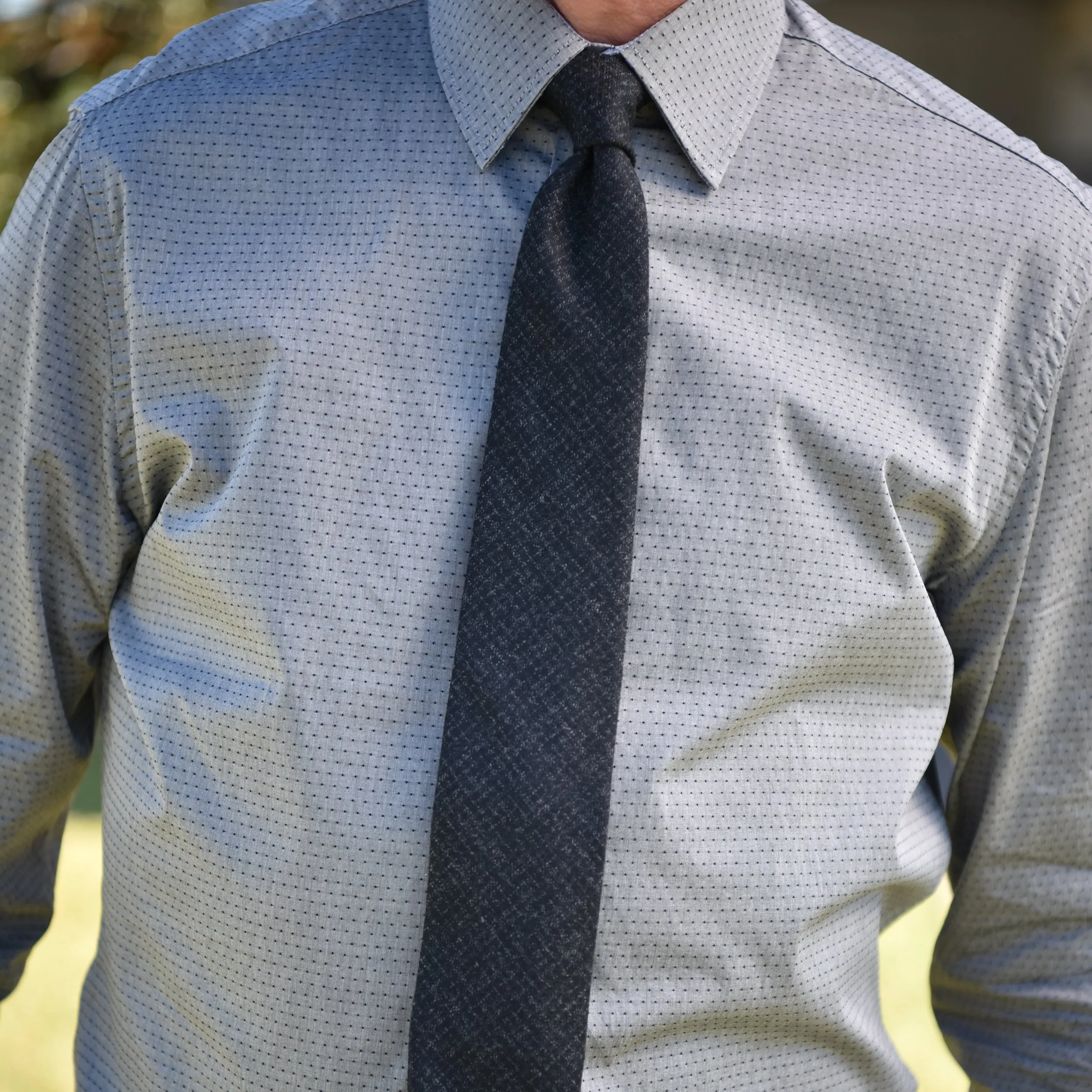 Charcoal Solid Texture Tailored Fit Dress Shirt
