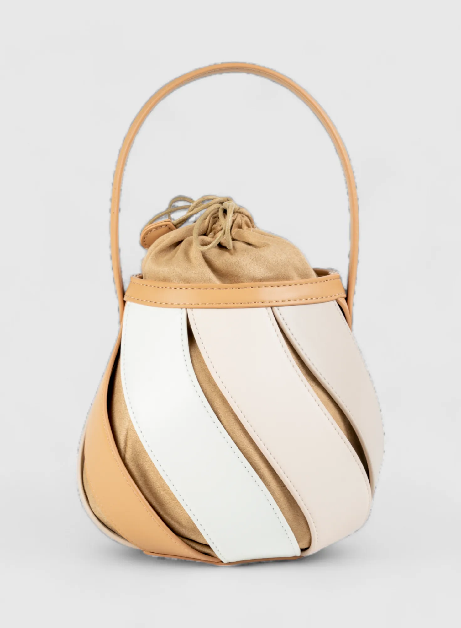 Chokore Spliced Bucket Bag (Beige)