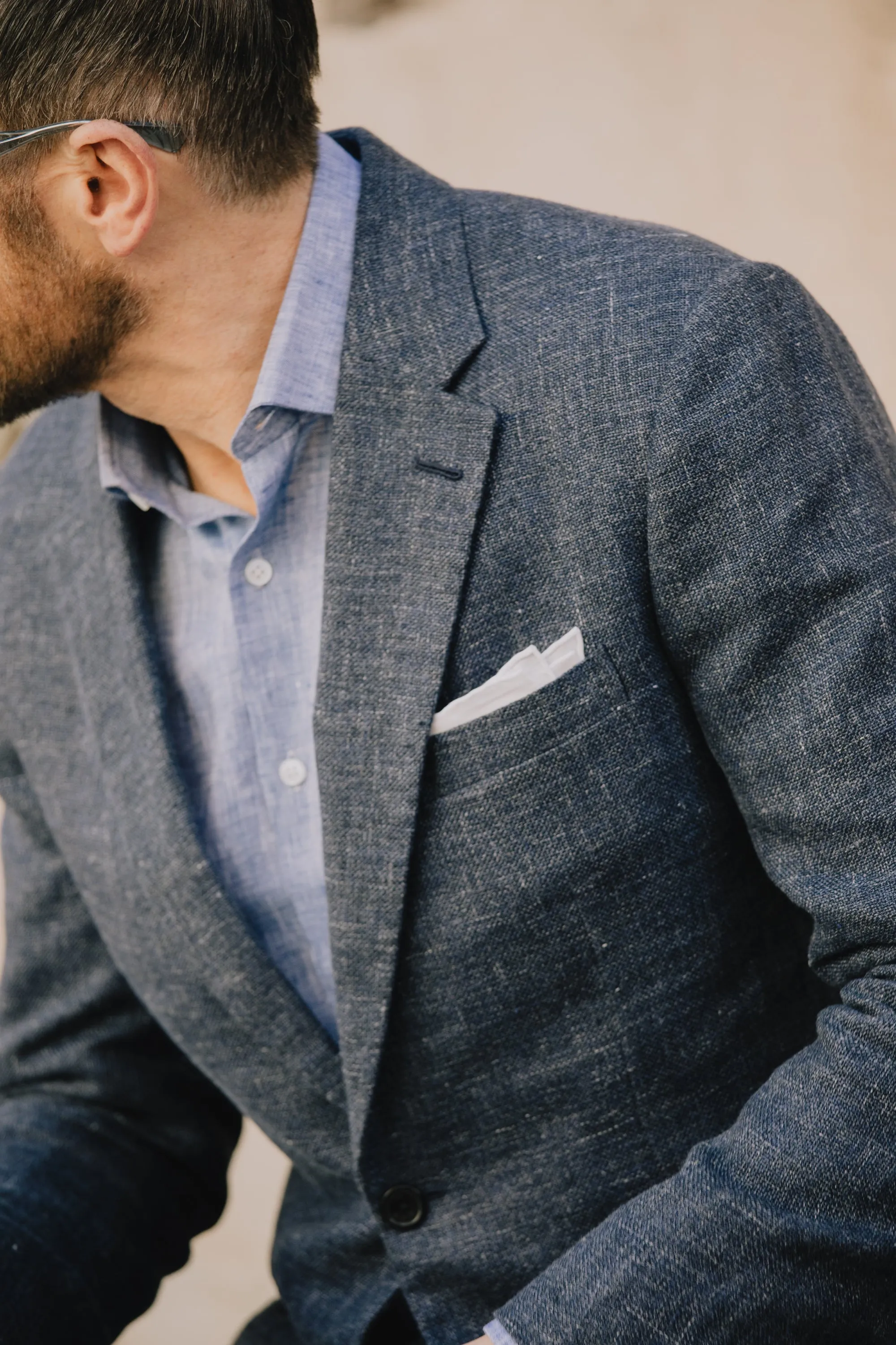 Cutaway Collar Shirt in Mid Blue Linen