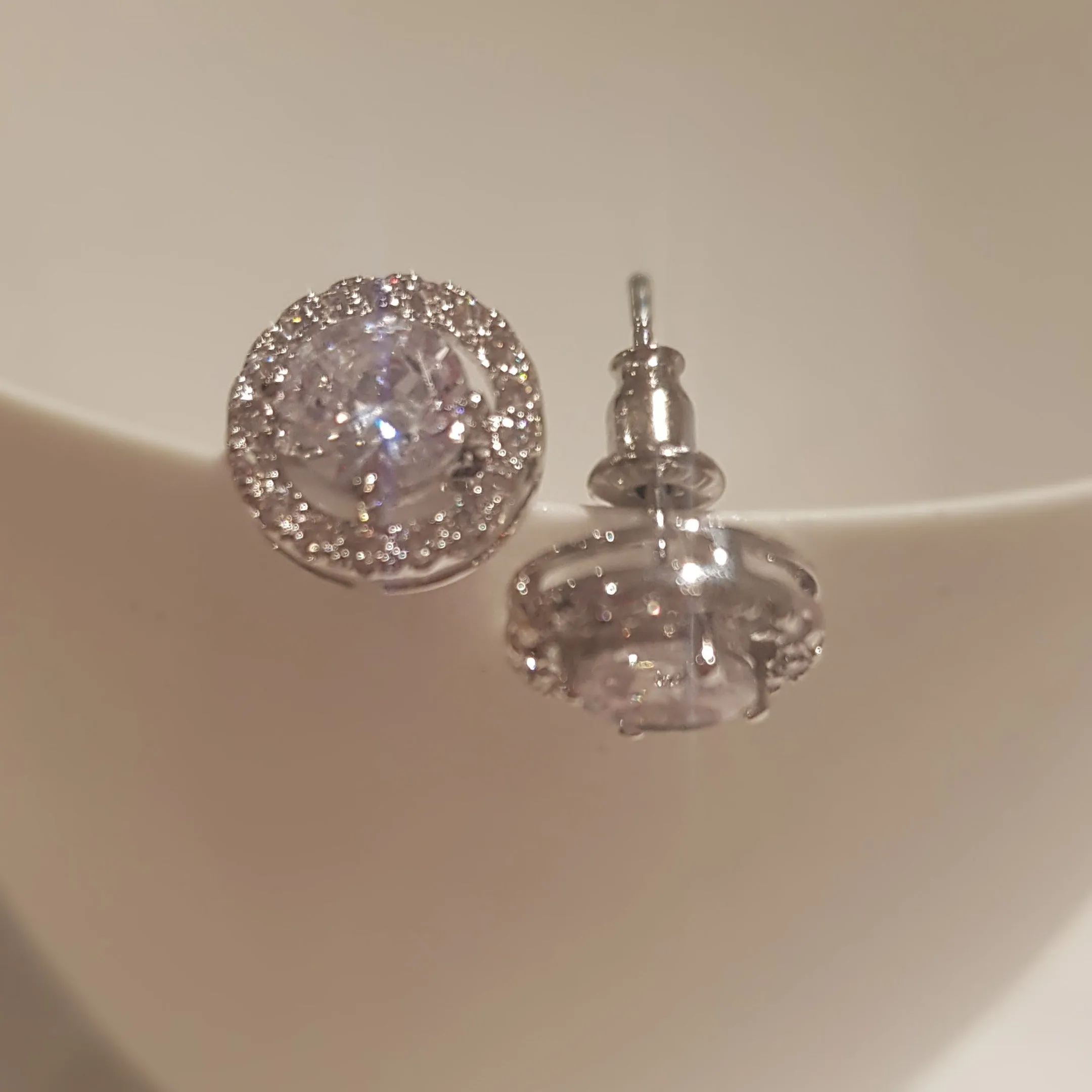 Dainty Round Gold Zarconia Stud Earrings