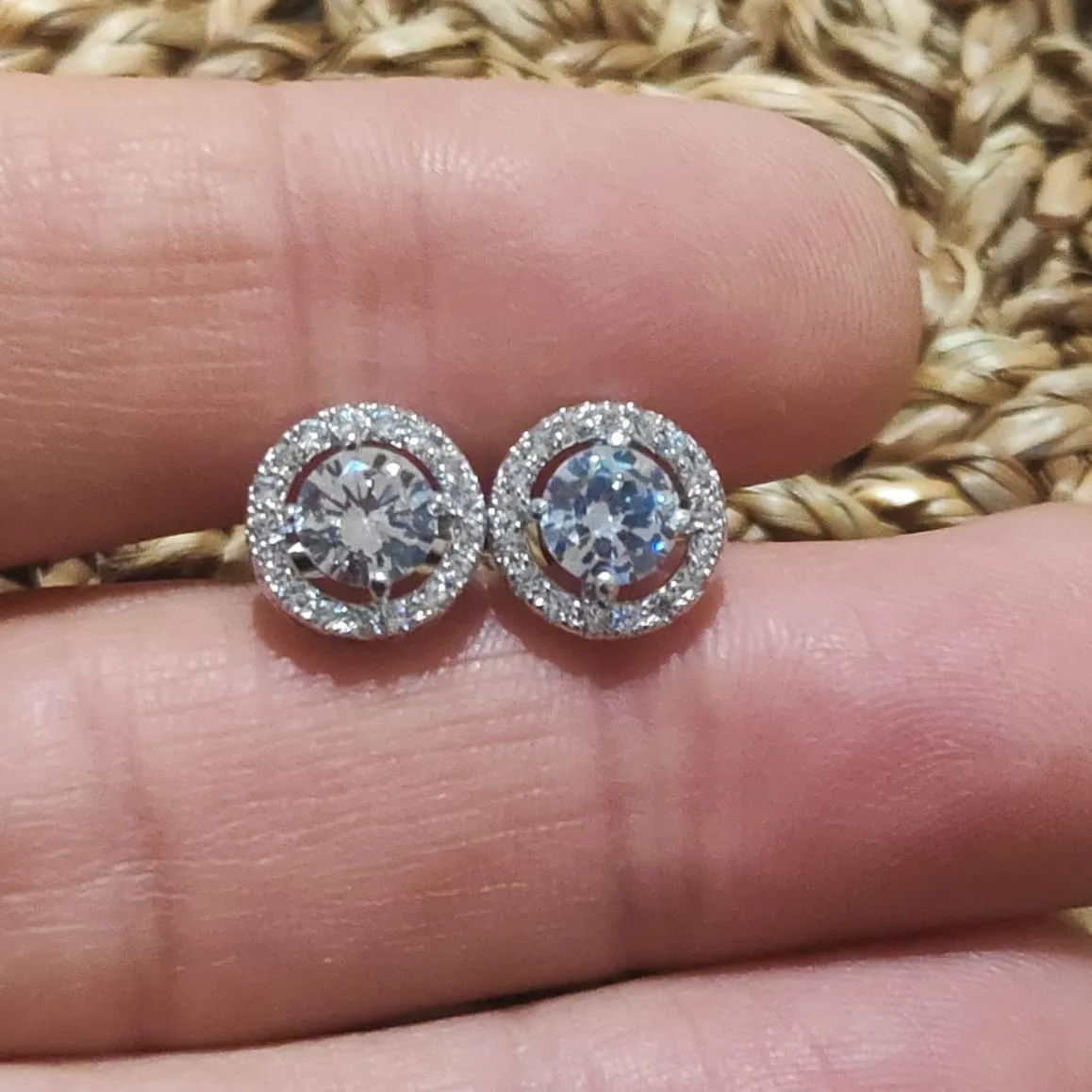 Dainty Round Gold Zarconia Stud Earrings