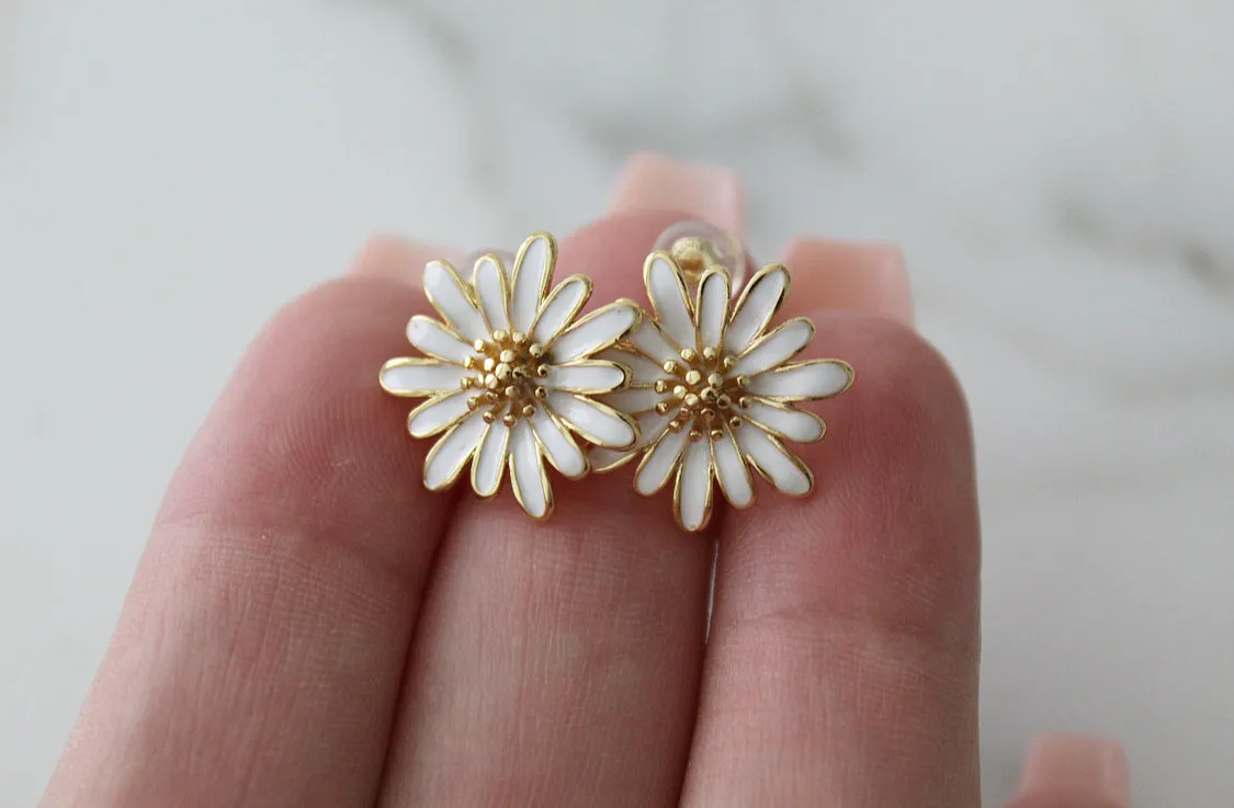 Daisy Stud Earrings