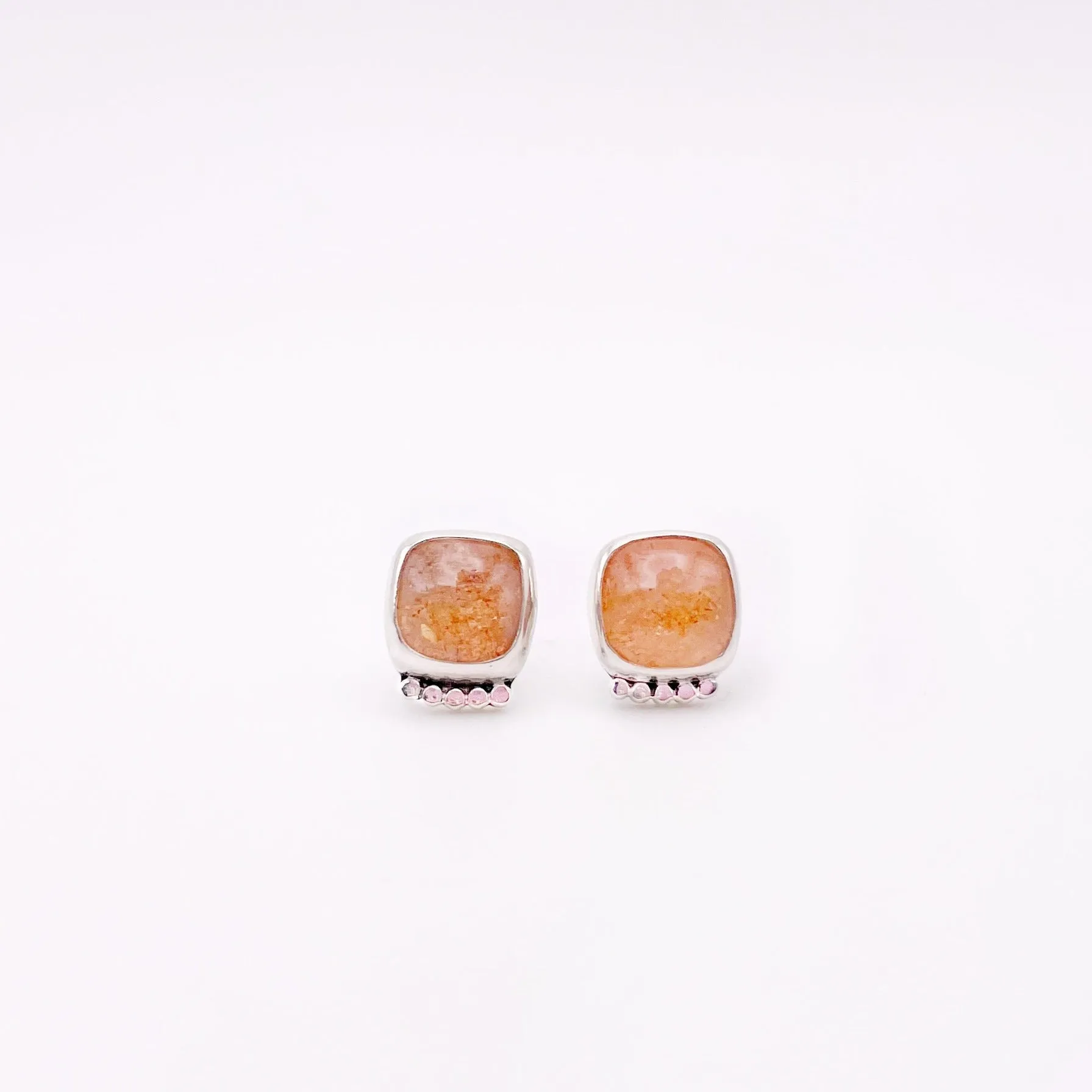 Sunstone Dottie Stud