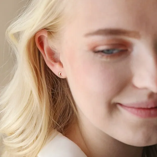 Tiny Crescent Moon Stud Earrings in Gold