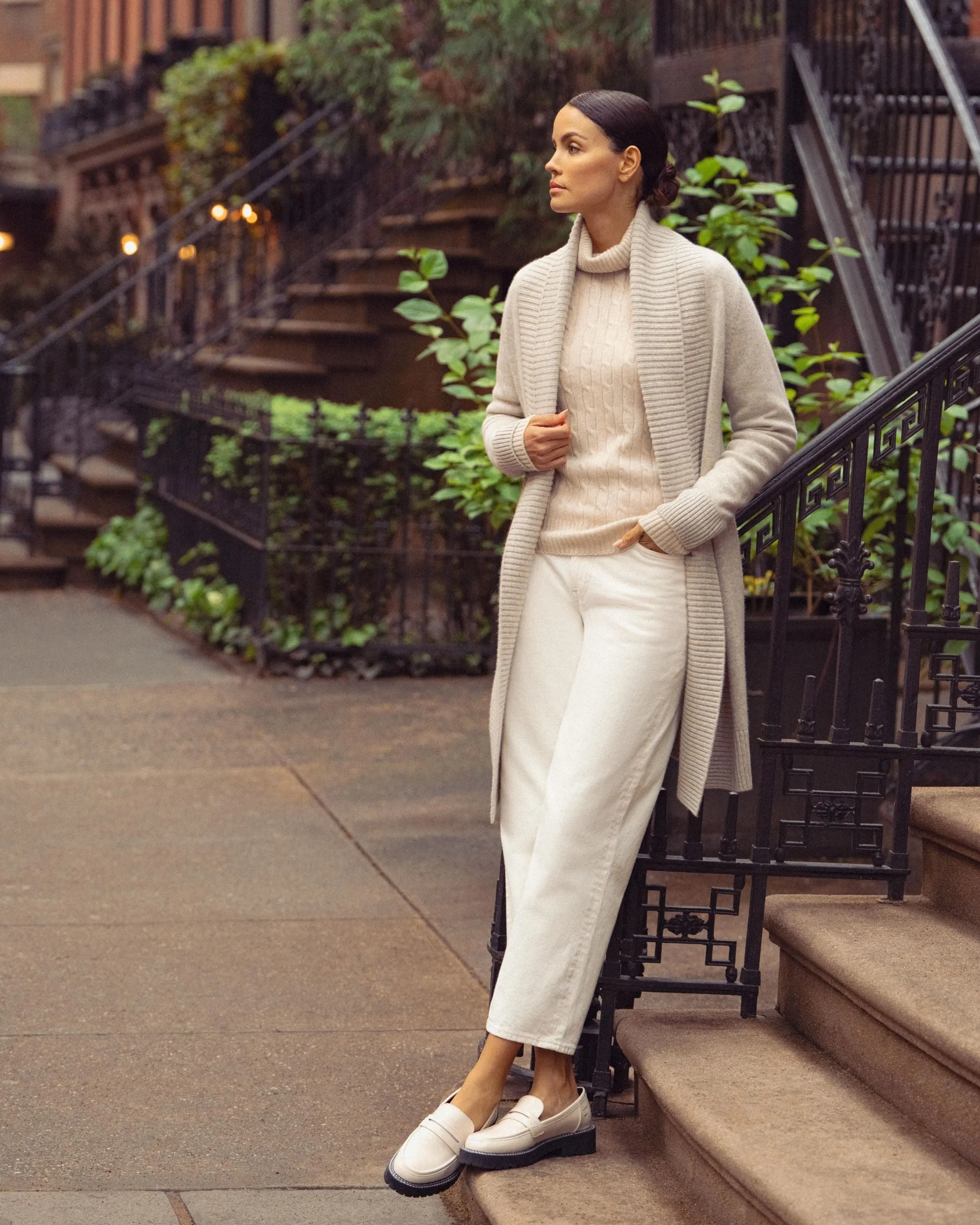 Women's Adelyn Cable Roll Cashmere Jumper Ecru White